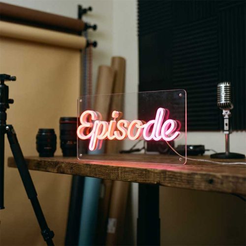 Episode – Podcast Episode Neon for Podcasters & Series Hosts