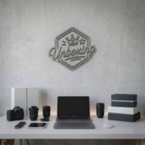Unboxing – Unboxing Video Prop